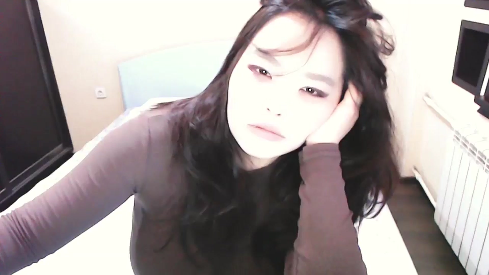 Gallery image thumbnail from AmalJPN's myfreecams stream on, 08/04/2024, 14:09 image 10 of 20