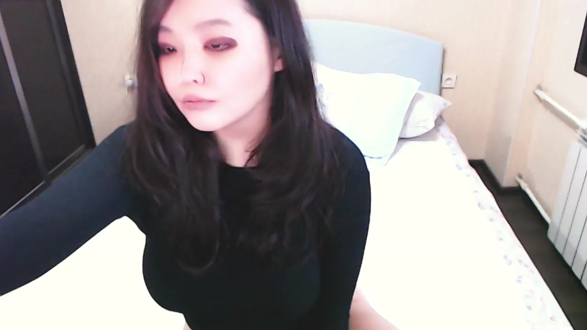Gallery image thumbnail from AmalJPN's myfreecams stream on, 08/25/2024, 09:11 image 16 of 20