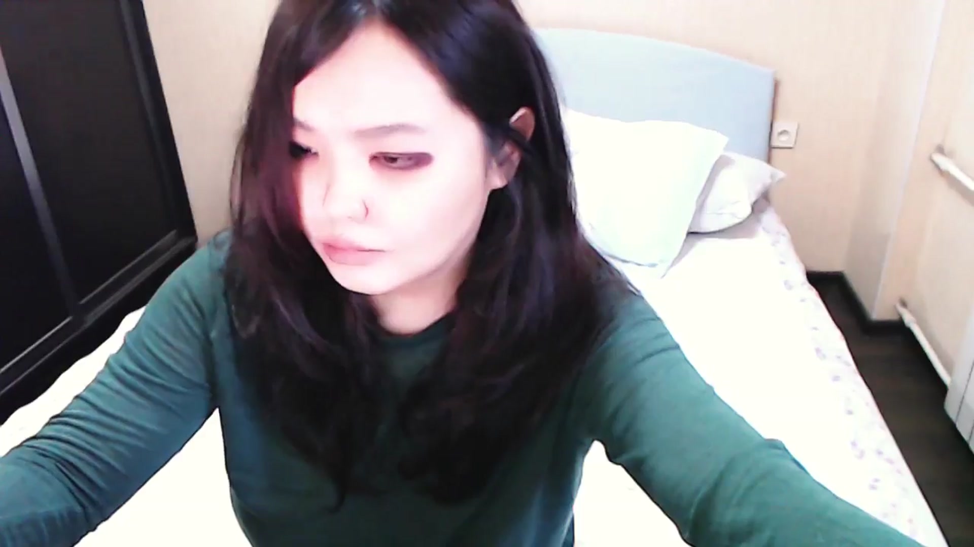 Gallery image thumbnail from AmalJPN's myfreecams stream on, 08/25/2024, 09:11 image 12 of 20