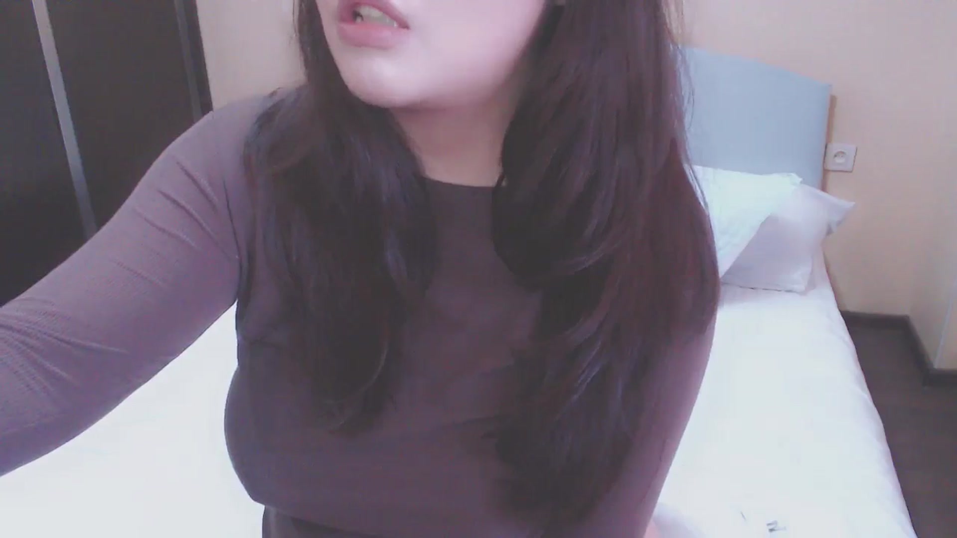 Gallery image thumbnail from AmalJPN's myfreecams stream on, 09/16/2024, 06:35 image 17 of 20