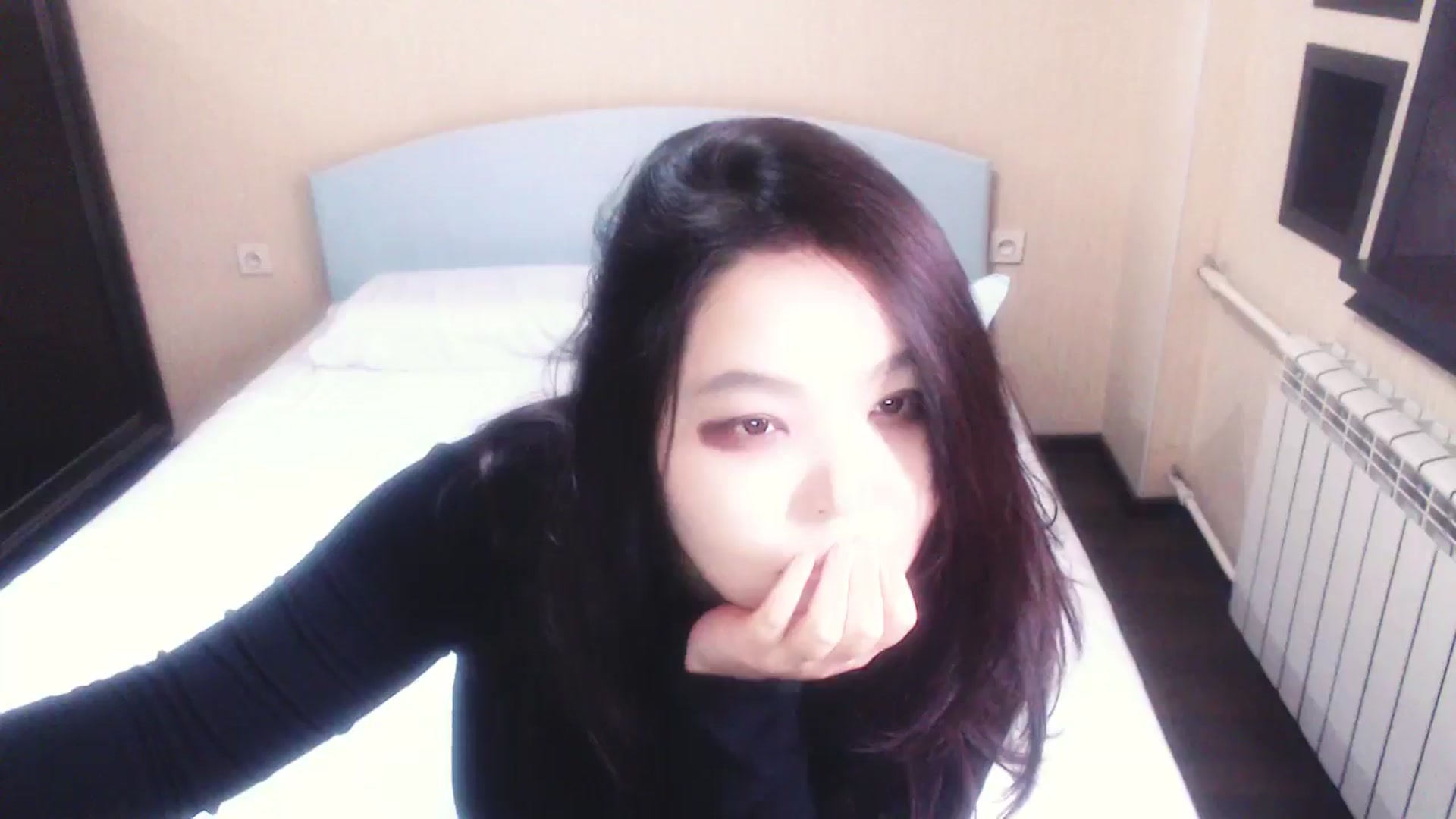 Gallery image thumbnail from AmalJPN's myfreecams stream on, 09/27/2024, 06:51 image 10 of 20