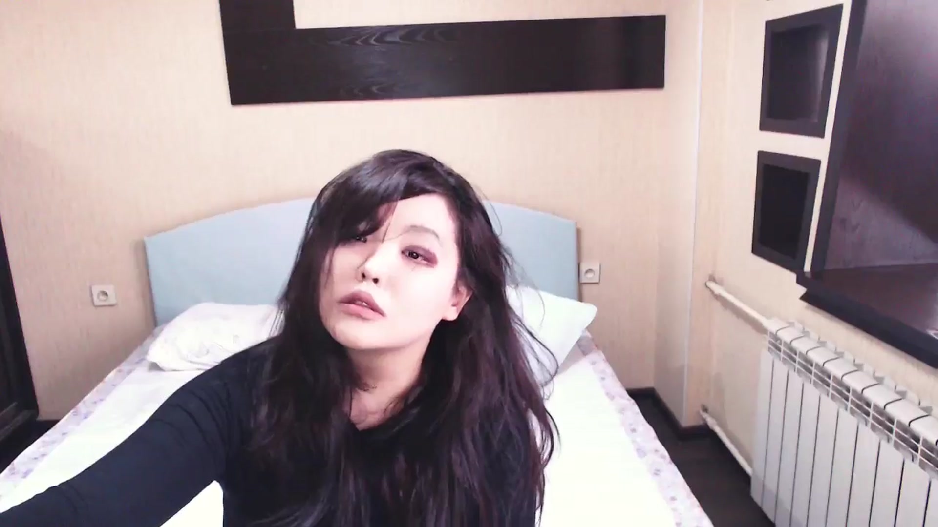 Gallery image thumbnail from AmalJPN's myfreecams stream on, 09/30/2024, 06:58 image 2 of 20