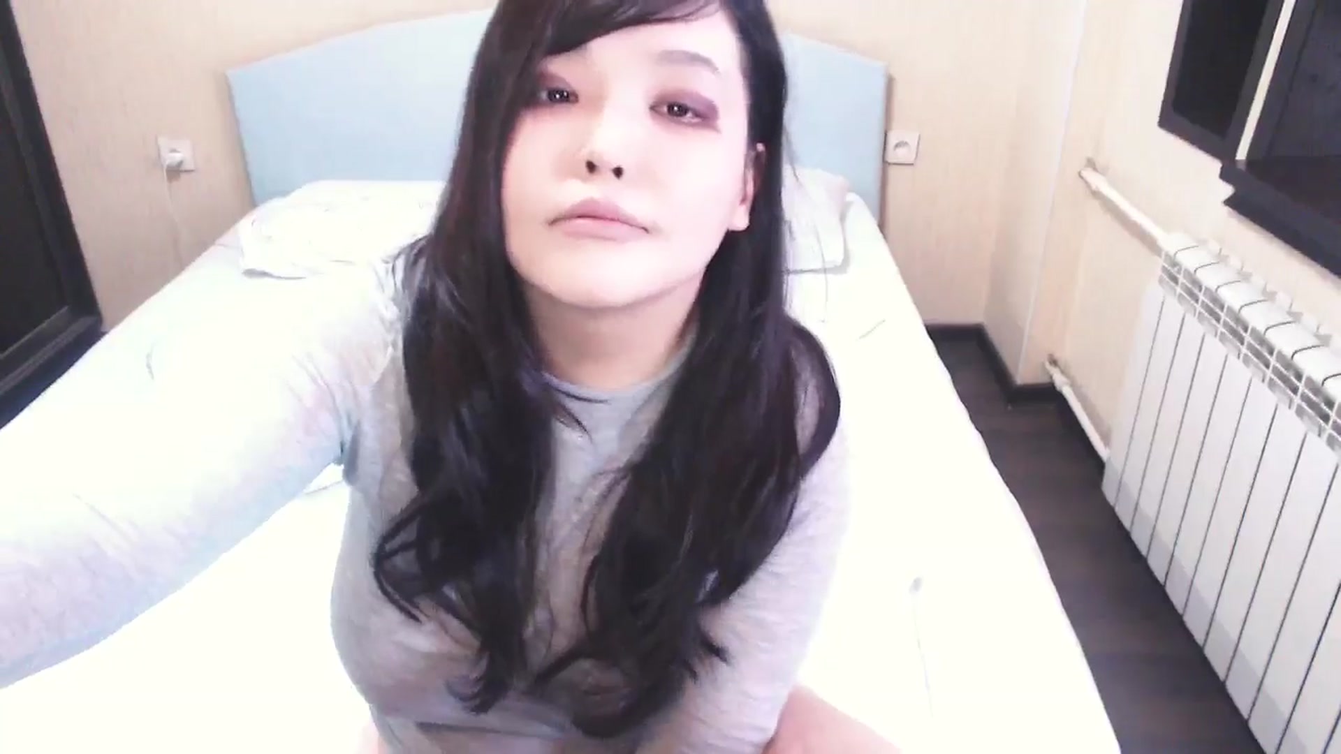 Gallery image thumbnail from AmalJPN's myfreecams stream on, 10/04/2024, 07:15 image 12 of 20
