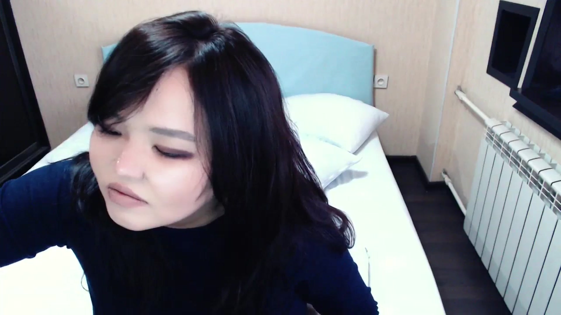 Gallery image thumbnail from AmalSan's myfreecams stream on, 03/04/2024, 07:57 image 18 of 20