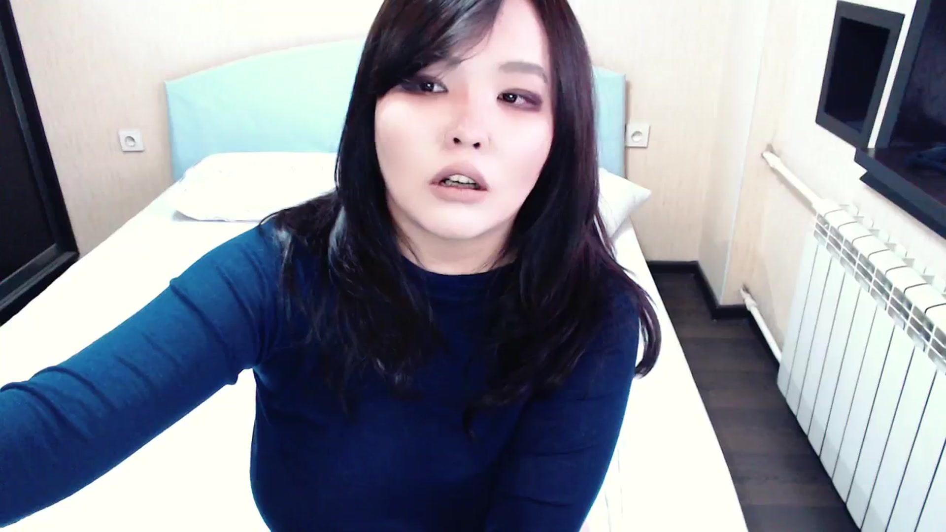 Gallery image thumbnail from AmalSan's myfreecams stream on, 03/04/2024, 07:57 image 14 of 20