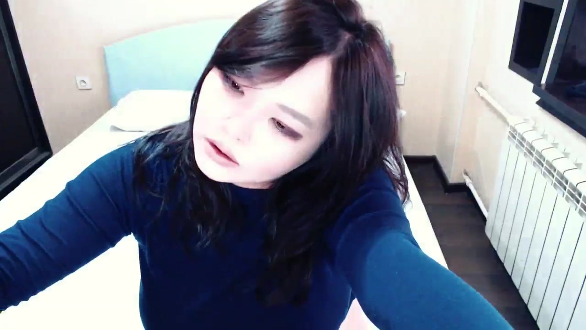 Gallery image thumbnail from AmalSan's myfreecams stream on, 03/04/2024, 07:57 image 17 of 20
