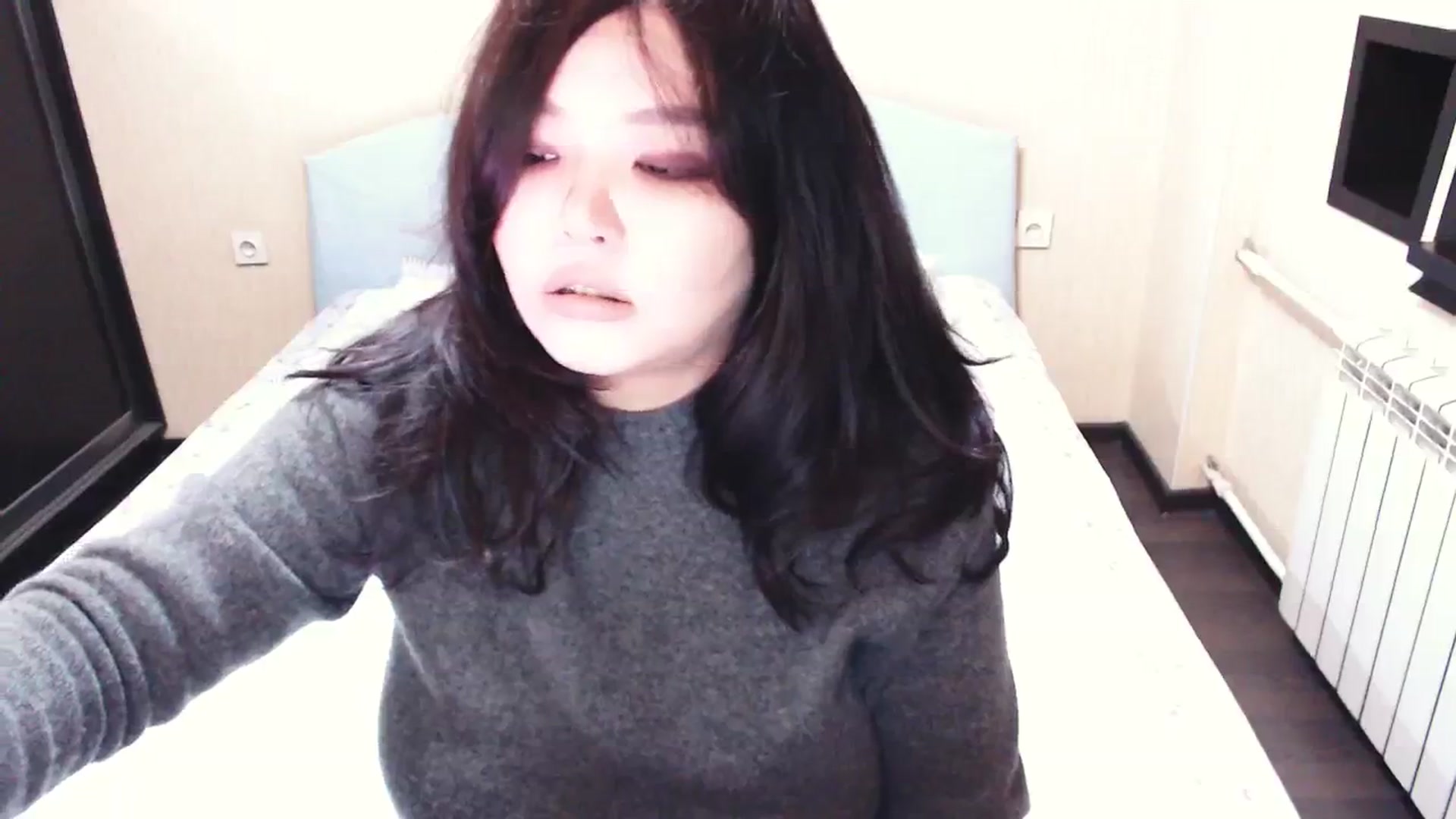 Gallery image thumbnail from AmalSan's myfreecams stream on, 03/09/2024, 16:55 image 14 of 20