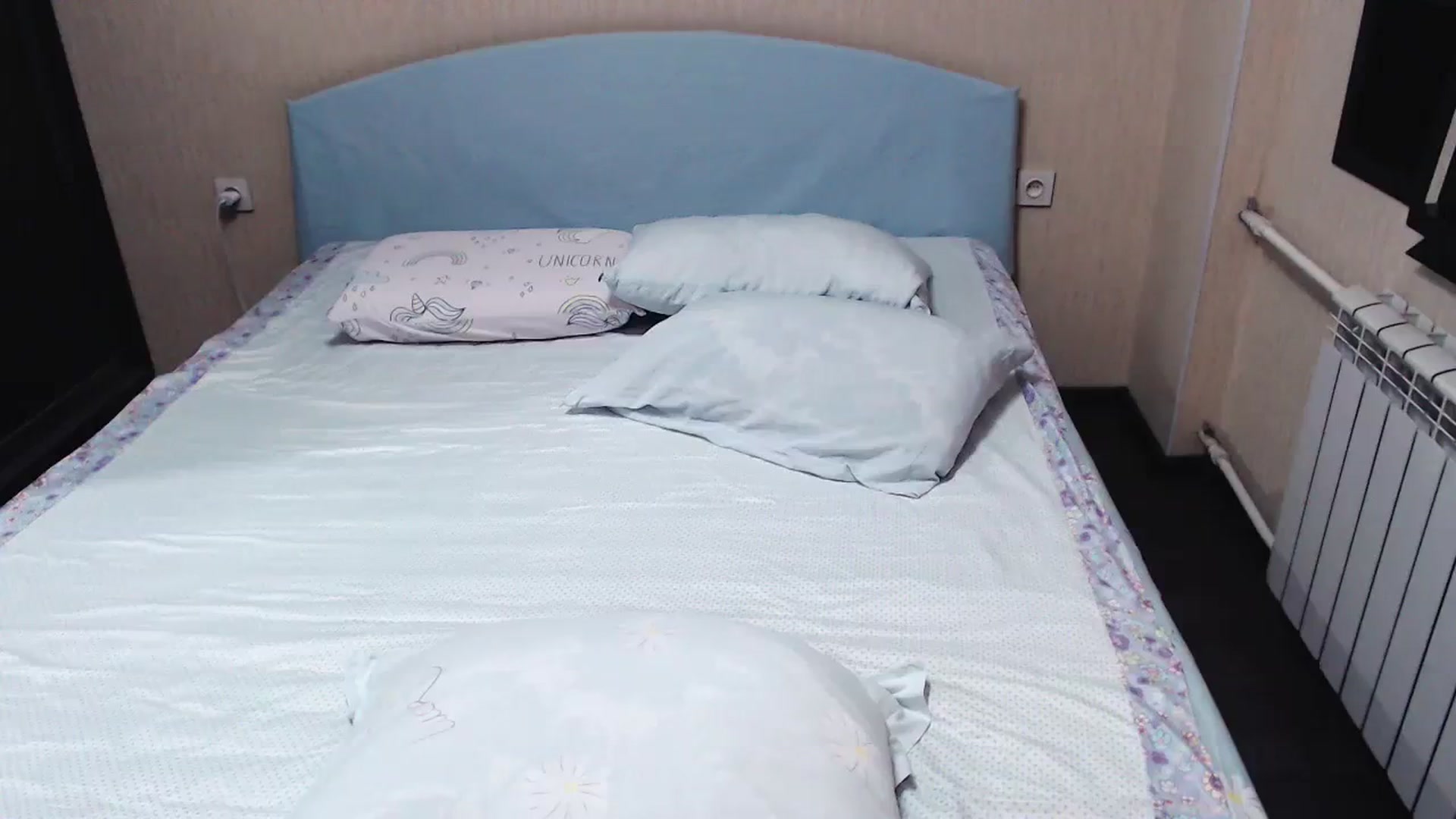 Gallery image thumbnail from AmalSan's myfreecams stream on, 03/10/2024, 16:25 image 17 of 20