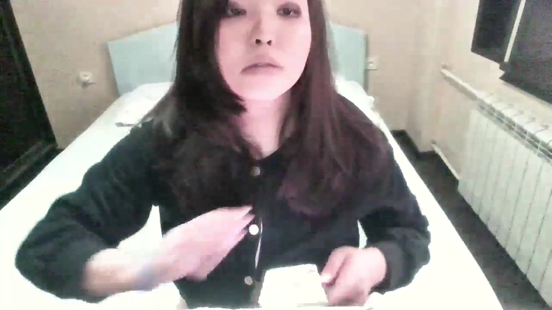 Gallery image thumbnail from AmalSan's myfreecams stream on, 04/15/2024, 08:37 image 5 of 20