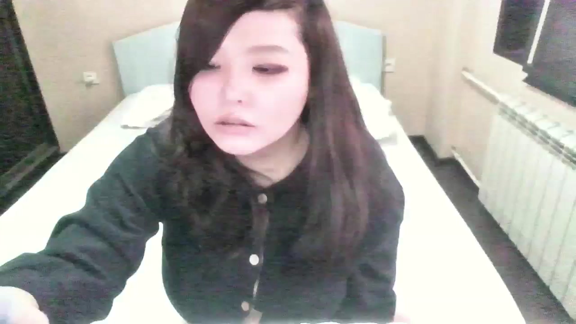 Gallery image thumbnail from AmalSan's myfreecams stream on, 04/15/2024, 08:37 image 8 of 20