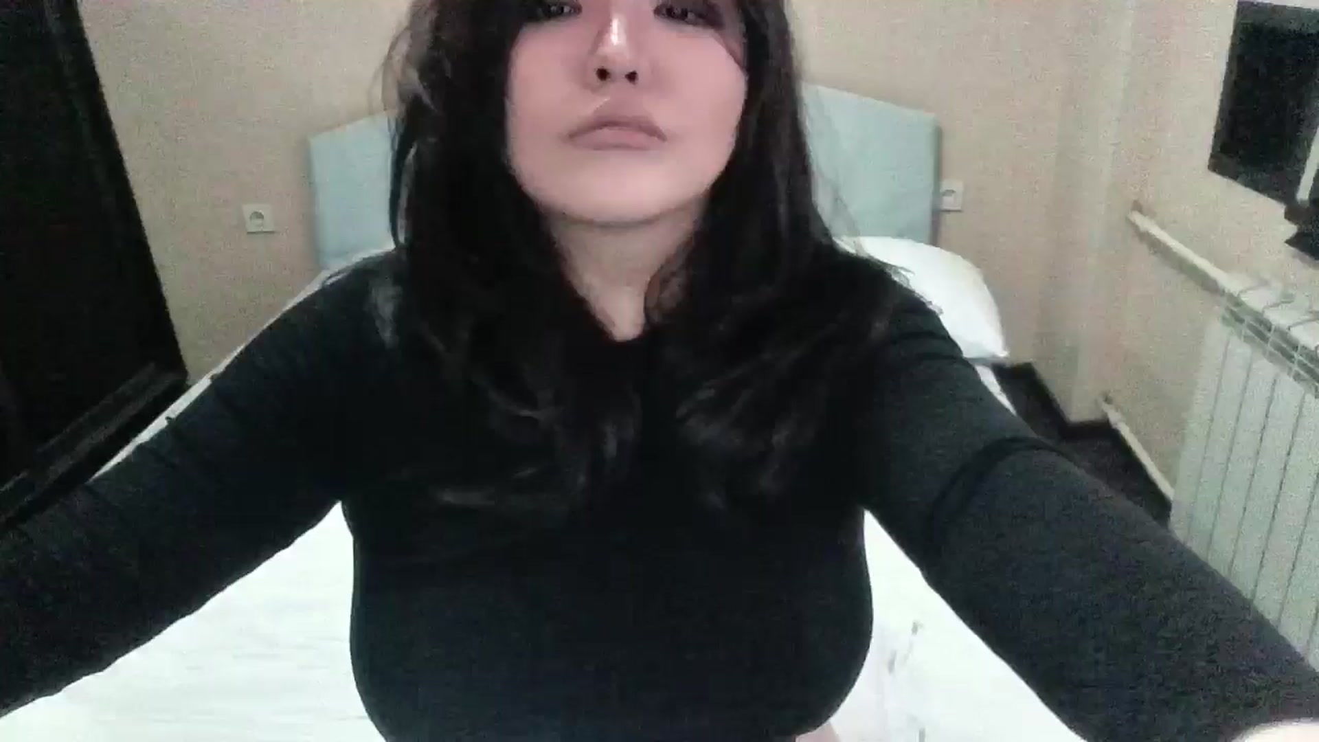 Gallery image thumbnail from AmalSan's myfreecams stream on, 04/21/2024, 07:14 image 5 of 20