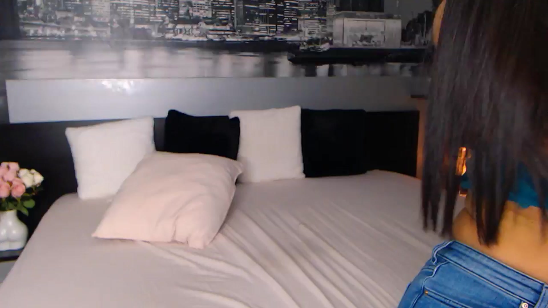 Gallery image thumbnail from AmaliaA's myfreecams stream on, 01/01/2025, 16:26 image 10 of 20