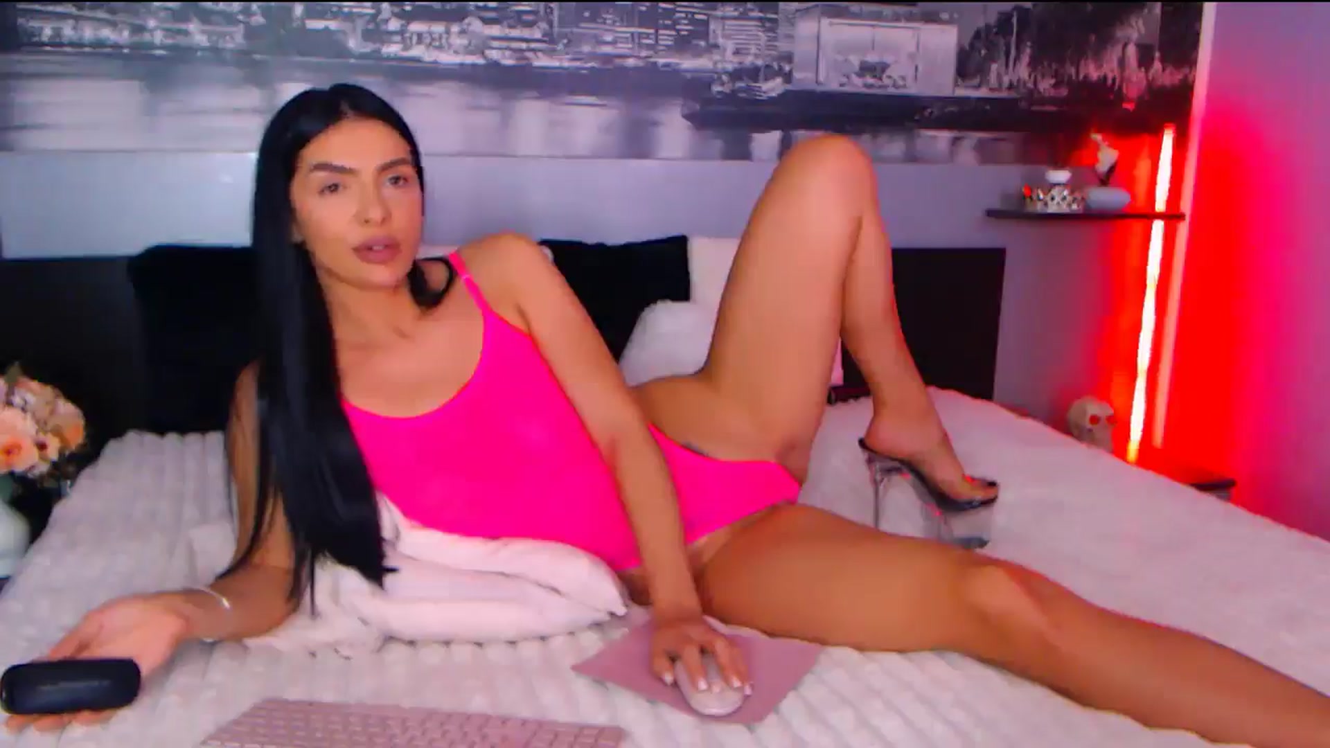 Gallery image thumbnail from AmaliaA's myfreecams stream on, 08/31/2025, 14:50 image 19 of 20