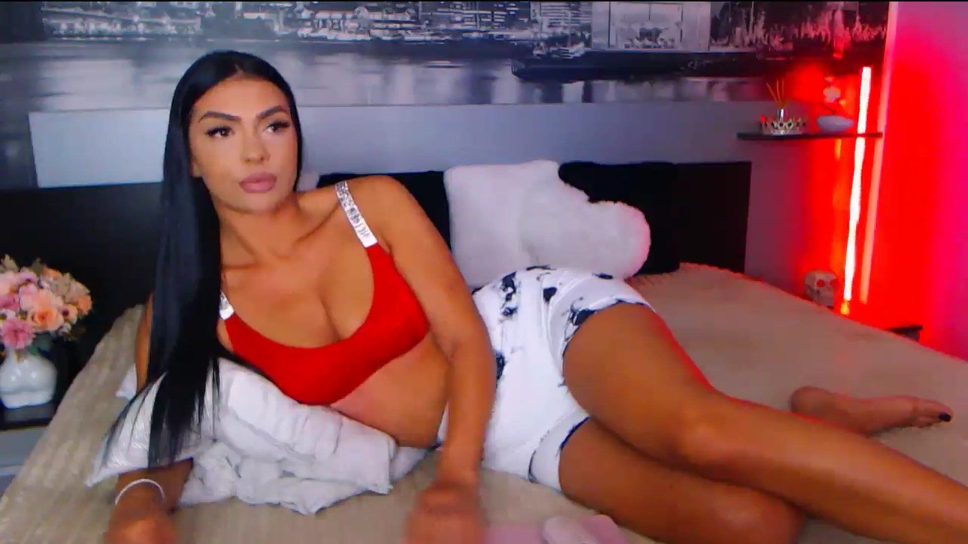 Gallery image thumbnail from AmaliaA's myfreecams stream on, 09/19/2025, 10:10 image 19 of 20