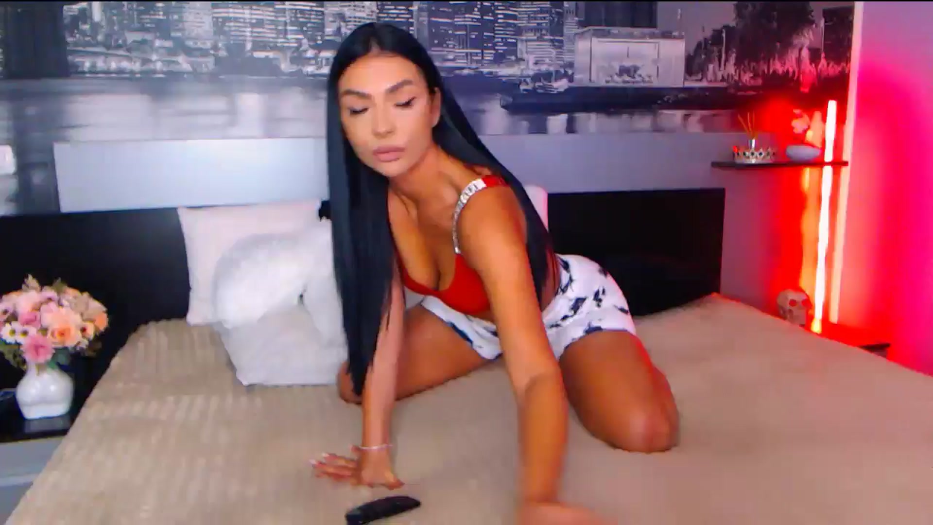 Gallery image thumbnail from AmaliaA's myfreecams stream on, 09/19/2025, 12:03 image 1 of 20