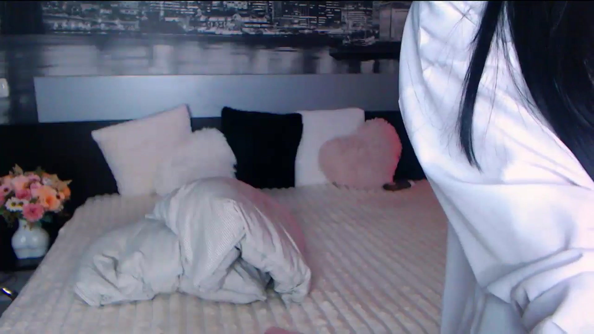 Gallery image thumbnail from AmaliaA's myfreecams stream on, 09/28/2025, 13:13 image 17 of 20