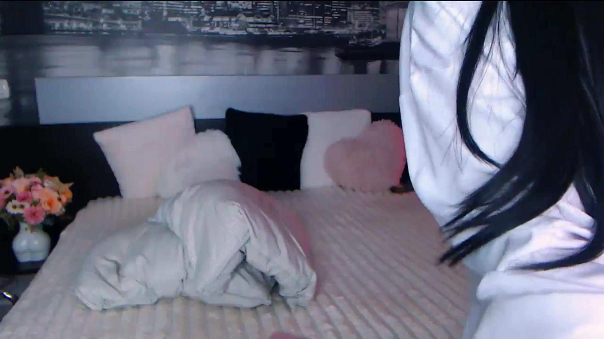 Gallery image thumbnail from AmaliaA's myfreecams stream on, 09/28/2025, 13:13 image 16 of 20