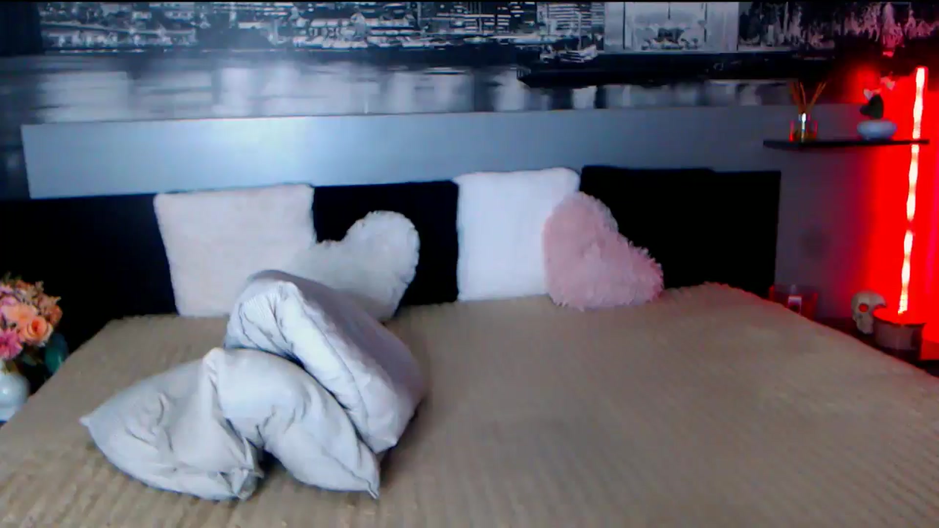 Gallery image thumbnail from AmaliaA's myfreecams stream on, 02/17/2026, 11:17 image 16 of 20