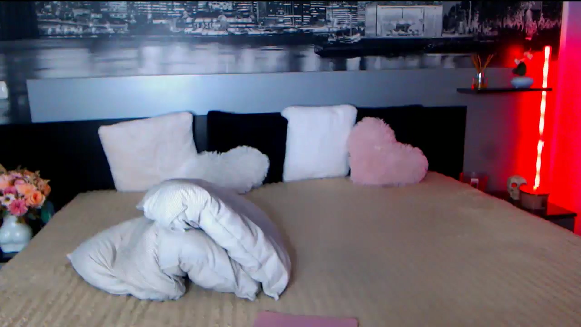 Gallery image thumbnail from AmaliaA's myfreecams stream on, 02/17/2026, 15:01 image 18 of 20