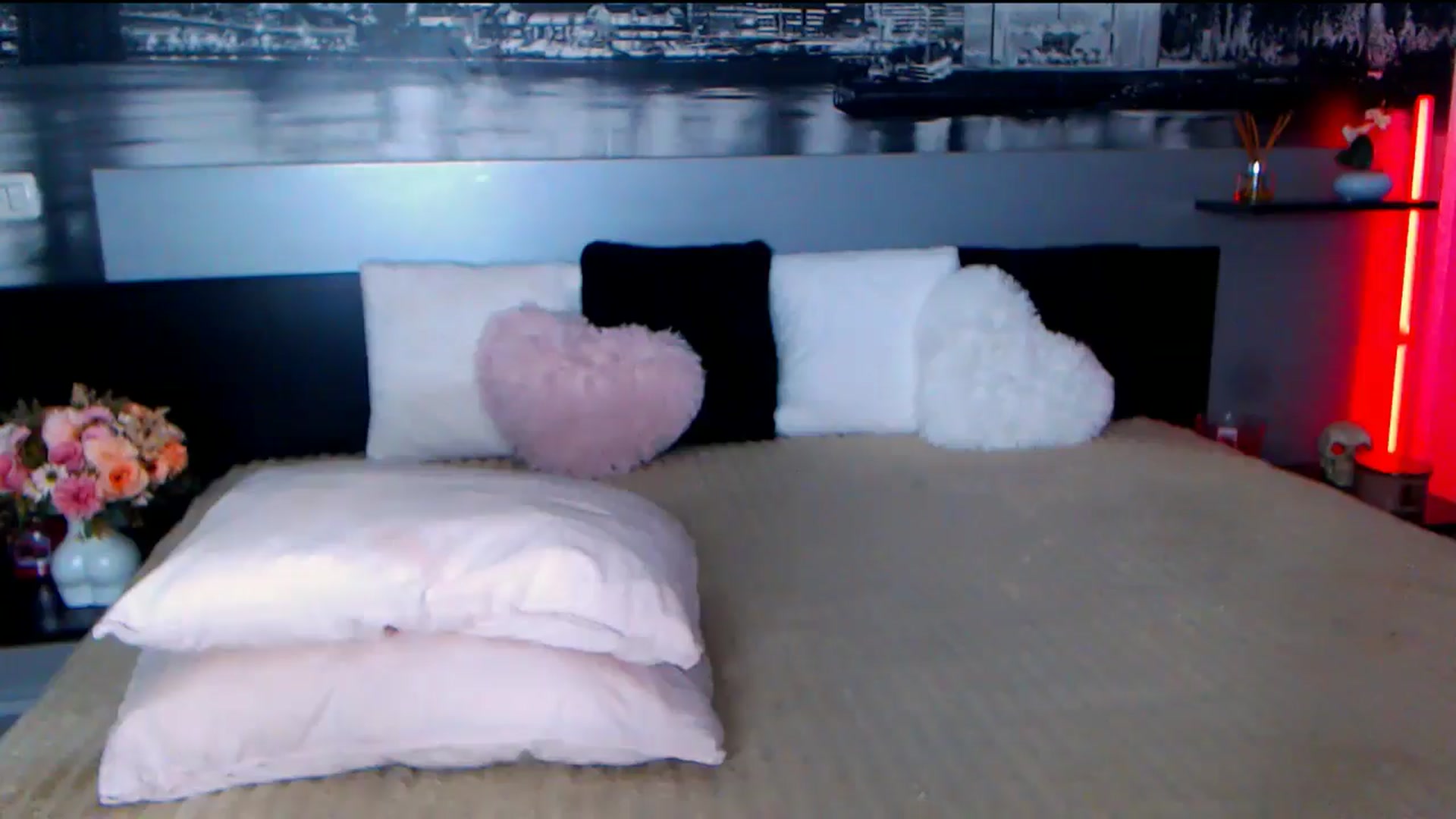 Gallery image thumbnail from AmaliaA's myfreecams stream on, 02/28/2026, 15:05 image 5 of 20