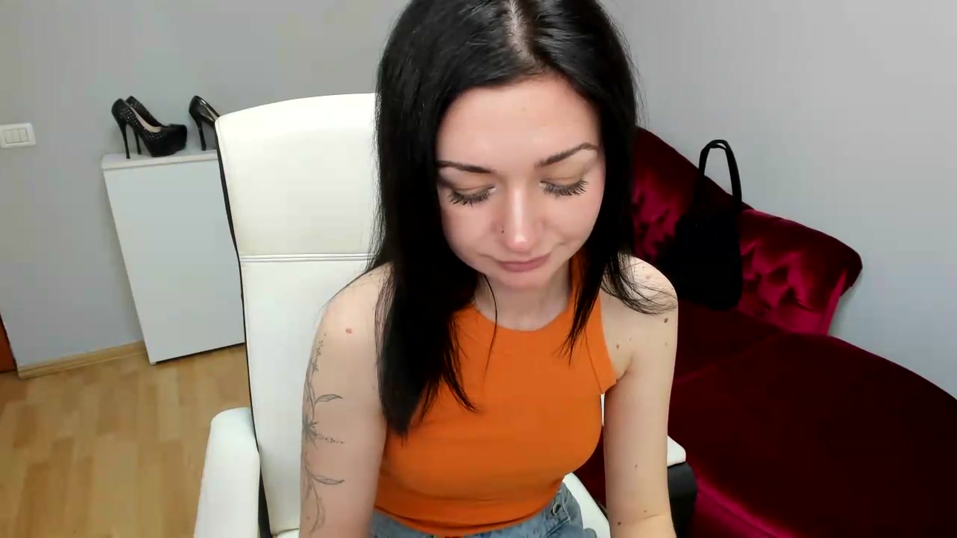 Gallery image thumbnail from AmaliaDream's myfreecams stream on, 06/19/2026, 17:22 image 4 of 20