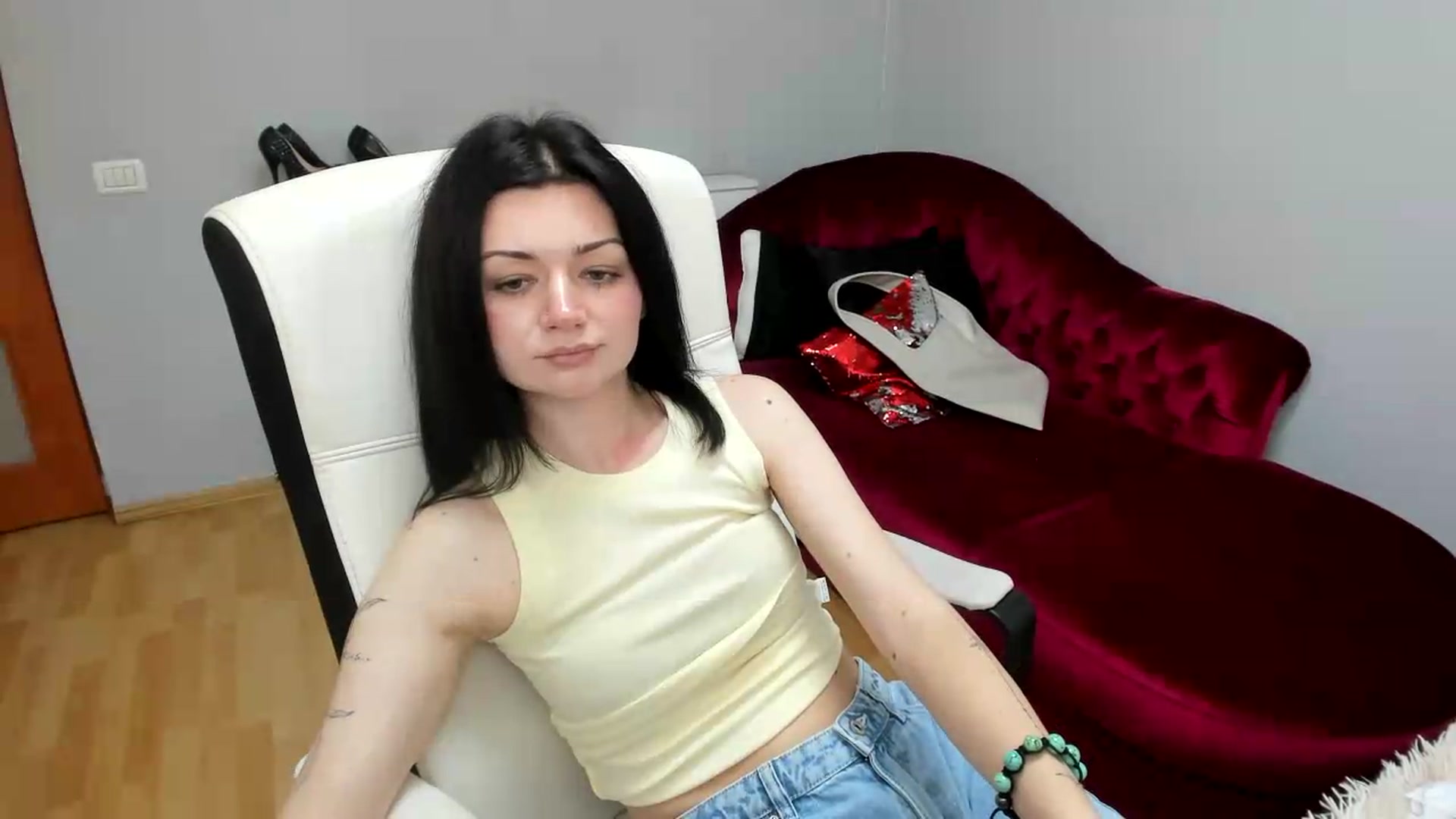 Gallery image thumbnail from AmaliaDream's myfreecams stream on, 06/21/2026, 11:35 image 19 of 20