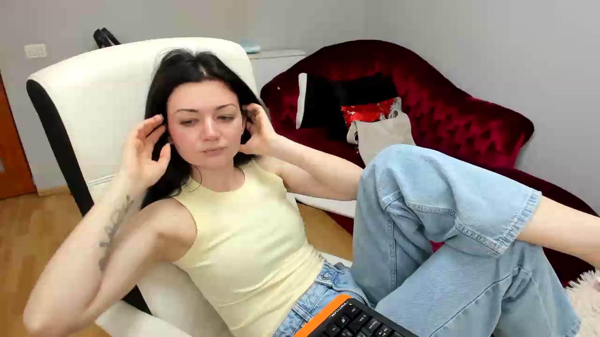 Gallery image thumbnail from AmaliaDream's myfreecams stream on, 06/21/2026, 15:48 image 16 of 20