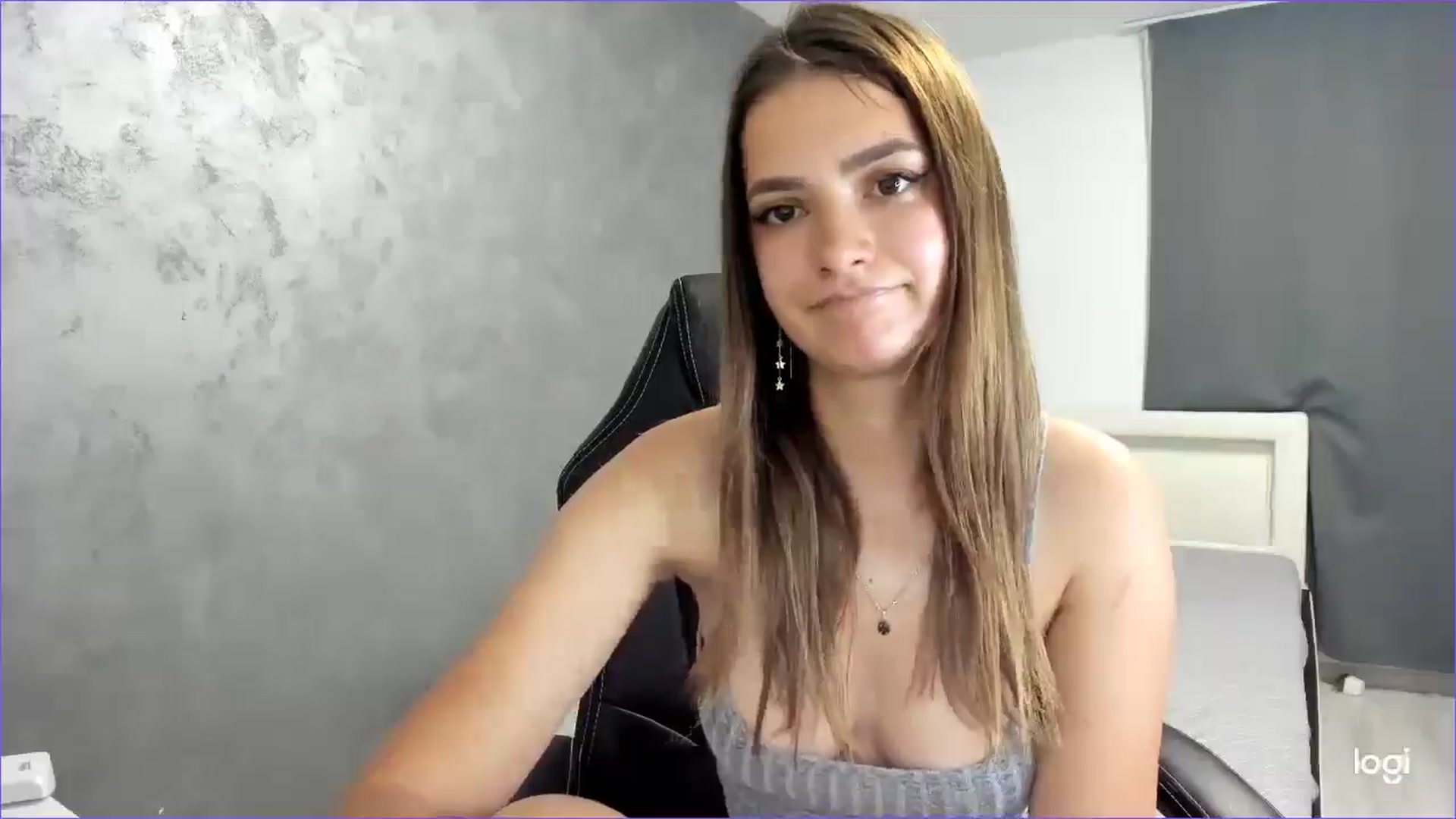 Gallery image thumbnail from AmaliaKeys's myfreecams stream on, 06/19/2025, 16:00 image 10 of 20