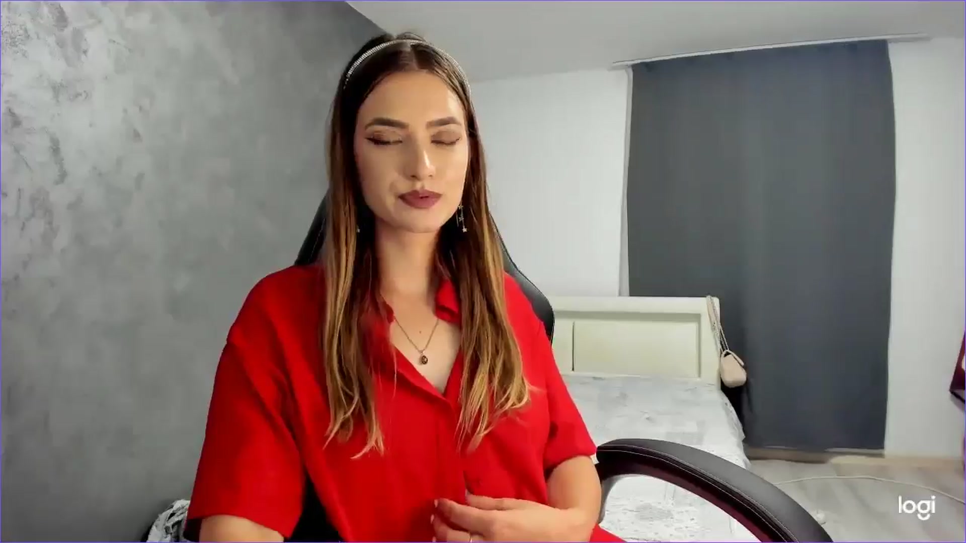 Gallery image thumbnail from AmaliaKeys's myfreecams stream on, 08/31/2025, 17:00 image 17 of 20