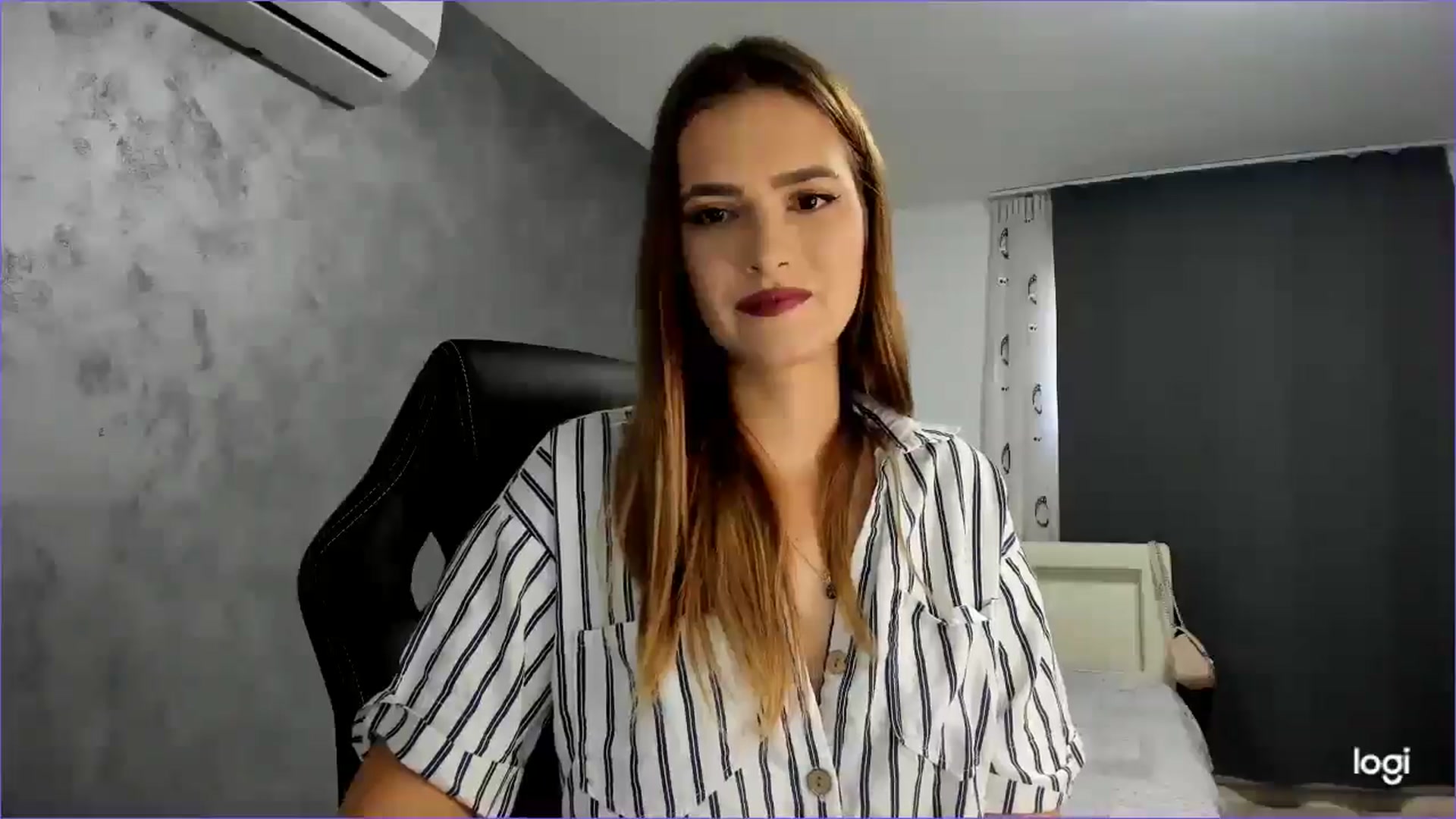 Gallery image thumbnail from AmaliaKeys's myfreecams stream on, 09/02/2025, 15:50 image 2 of 20