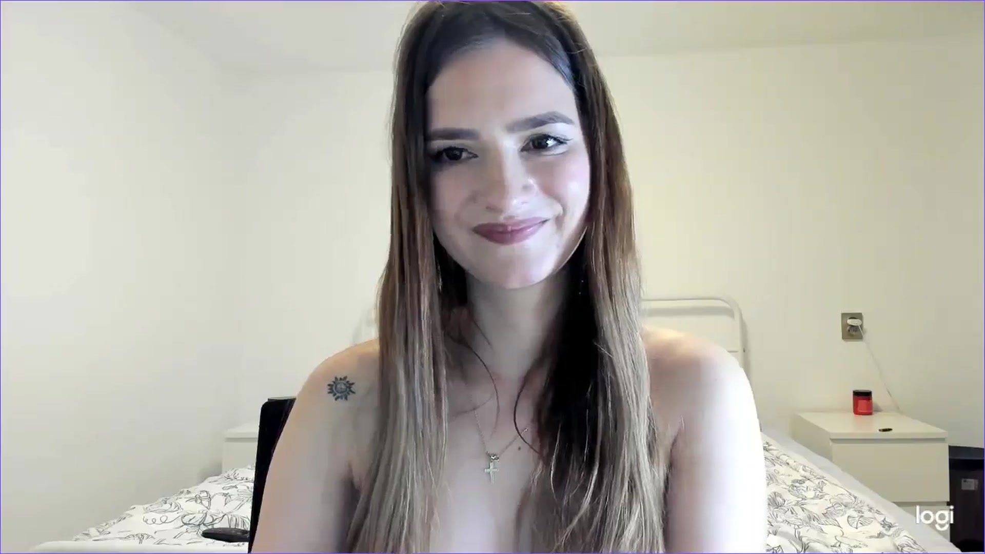 Gallery image thumbnail from AmaliaKeys's myfreecams stream on, 04/16/2026, 09:12 image 16 of 20