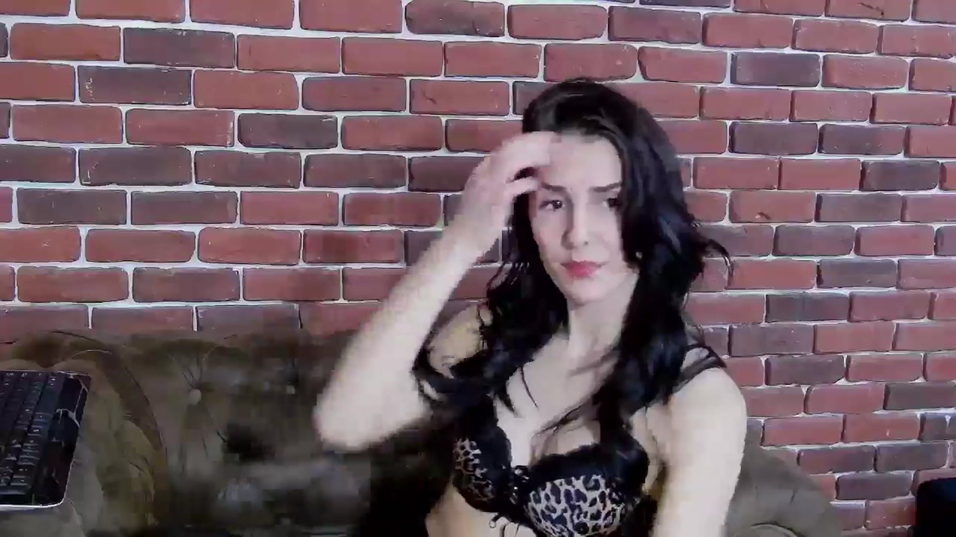 Gallery image thumbnail from Amallyaaa's myfreecams stream on, 05/23/2024, 21:01 image 15 of 20