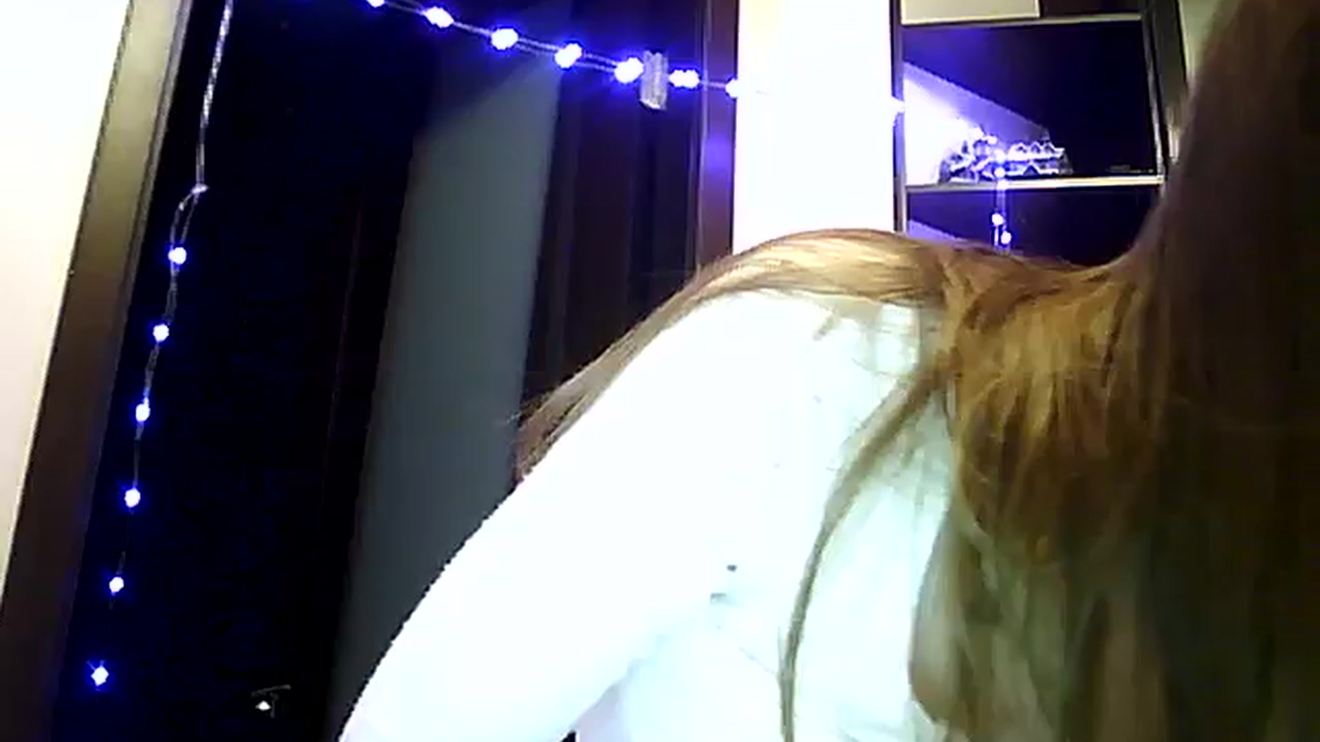 Gallery image thumbnail from Amana_Mizutty's myfreecams stream on, 12/21/2024, 13:45 image 15 of 20