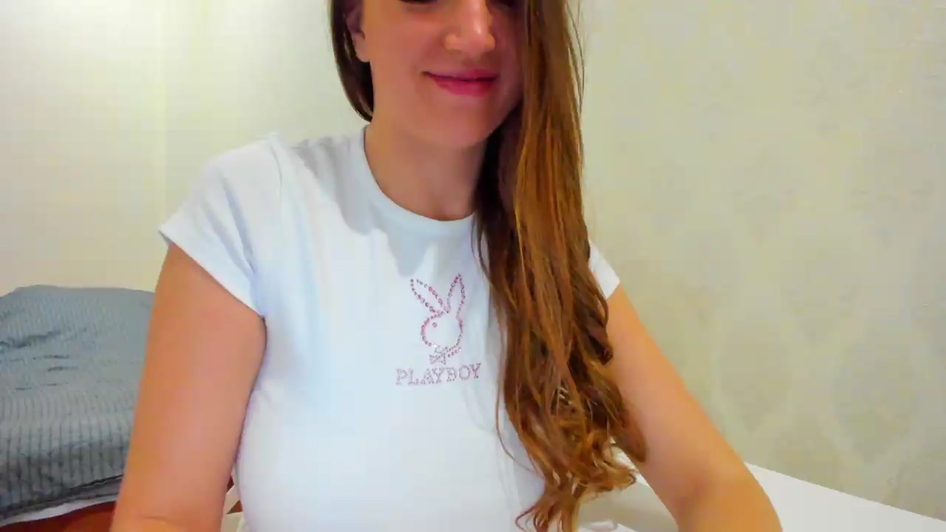 Gallery image thumbnail from AmandaFury's myfreecams stream on, 08/25/2026, 22:18 image 15 of 20