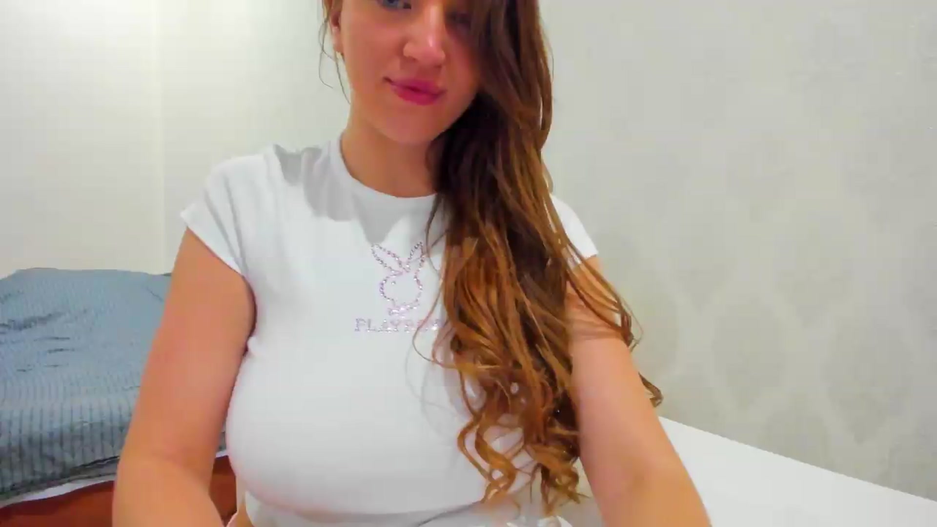 Gallery image thumbnail from AmandaFury's myfreecams stream on, 08/25/2026, 22:18 image 8 of 20