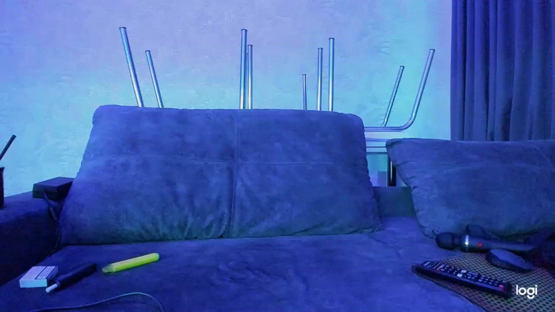 Gallery image thumbnail from AmandaWales_'s myfreecams stream on, 11/20/2022, 14:20 image 3 of 20