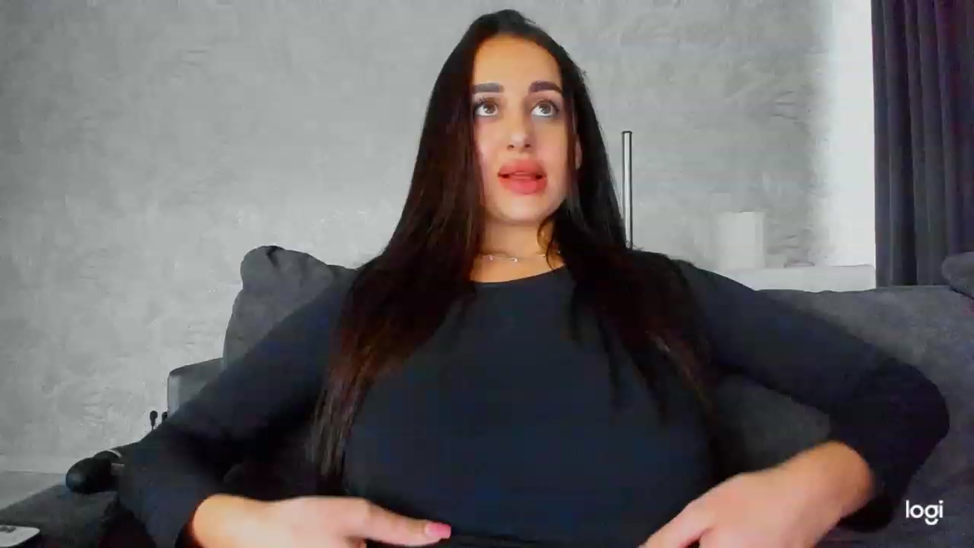 Gallery image thumbnail from AmandaWales_'s myfreecams stream on, 11/28/2022, 11:51 image 2 of 20