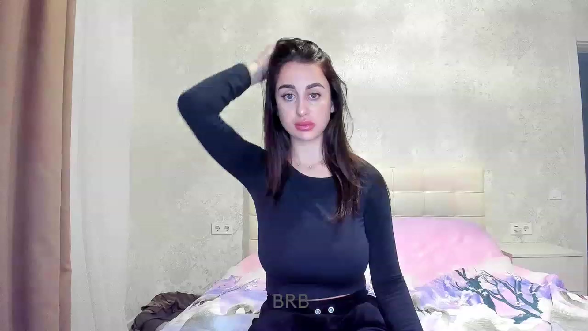 Gallery image thumbnail from AmandaWales_'s myfreecams stream on, 01/16/2023, 11:15 image 4 of 20