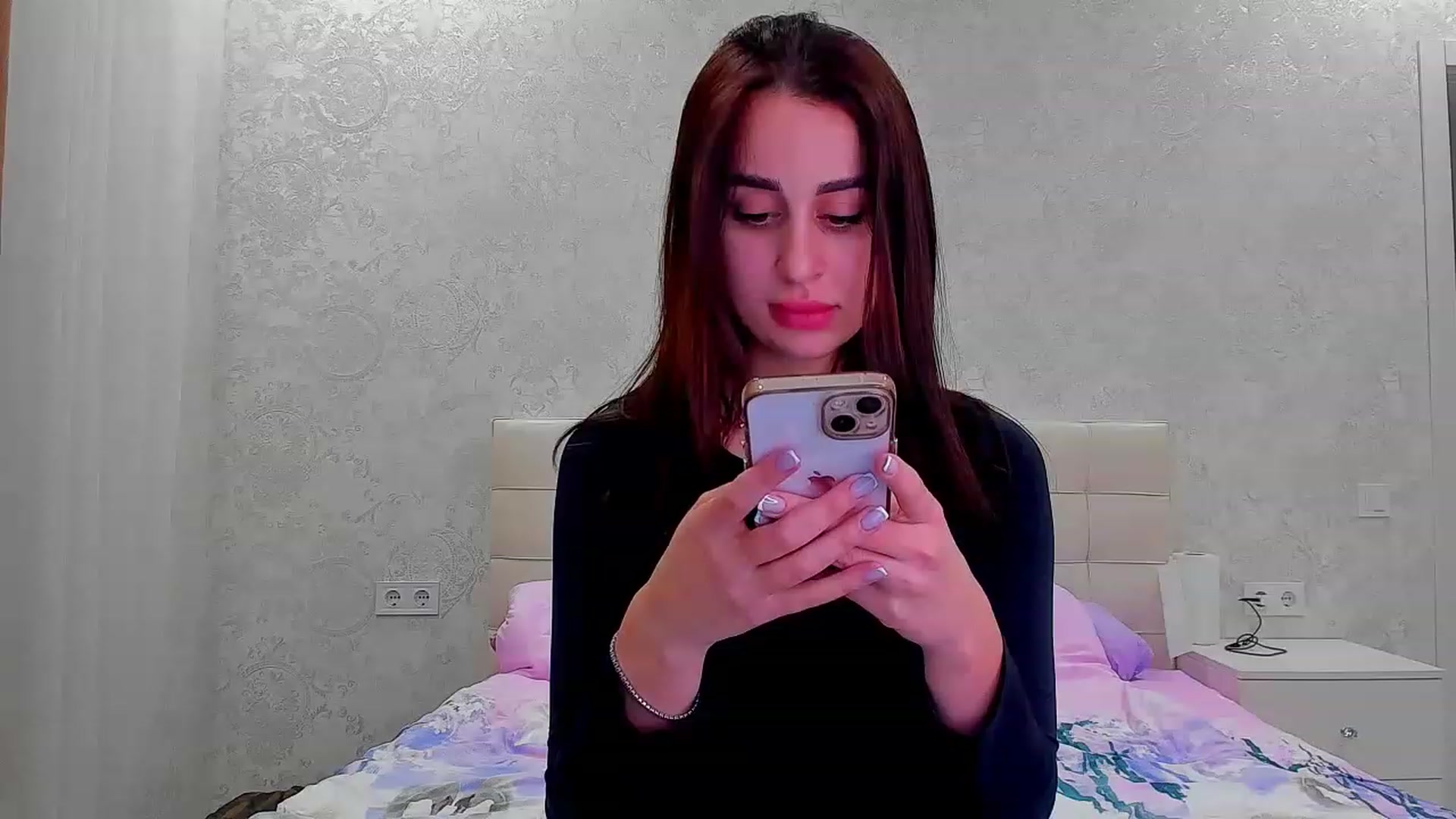 Gallery image thumbnail from AmandaWales_'s myfreecams stream on, 01/31/2023, 18:39 image 1 of 20