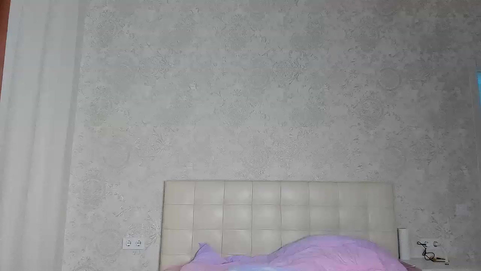 Gallery image thumbnail from AmandaWales_'s myfreecams stream on, 02/05/2023, 11:42 image 12 of 20