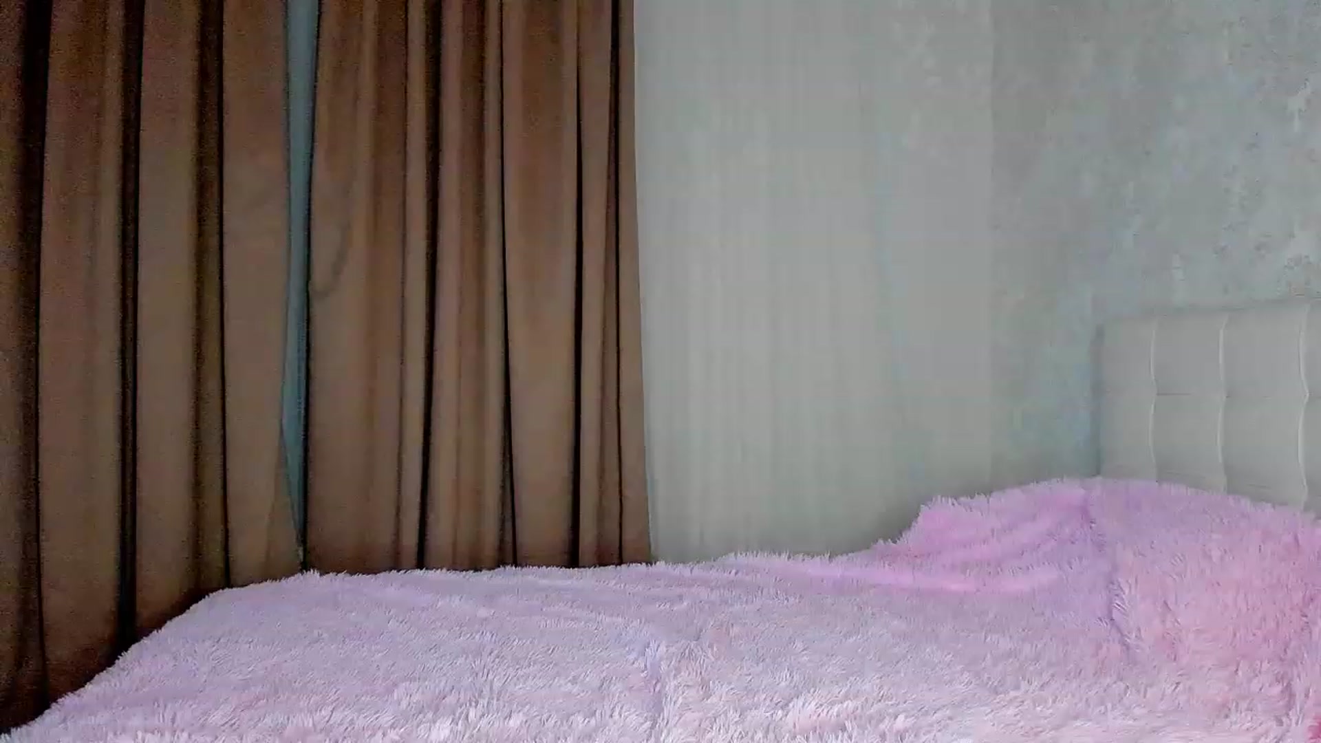 Gallery image thumbnail from AmandaWales_'s myfreecams stream on, 02/19/2023, 16:39 image 4 of 20