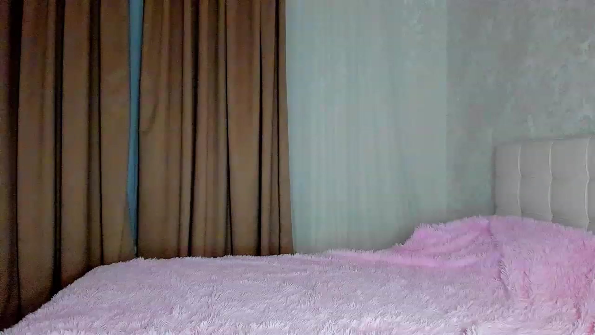 Gallery image thumbnail from AmandaWales_'s myfreecams stream on, 02/19/2023, 16:39 image 11 of 20