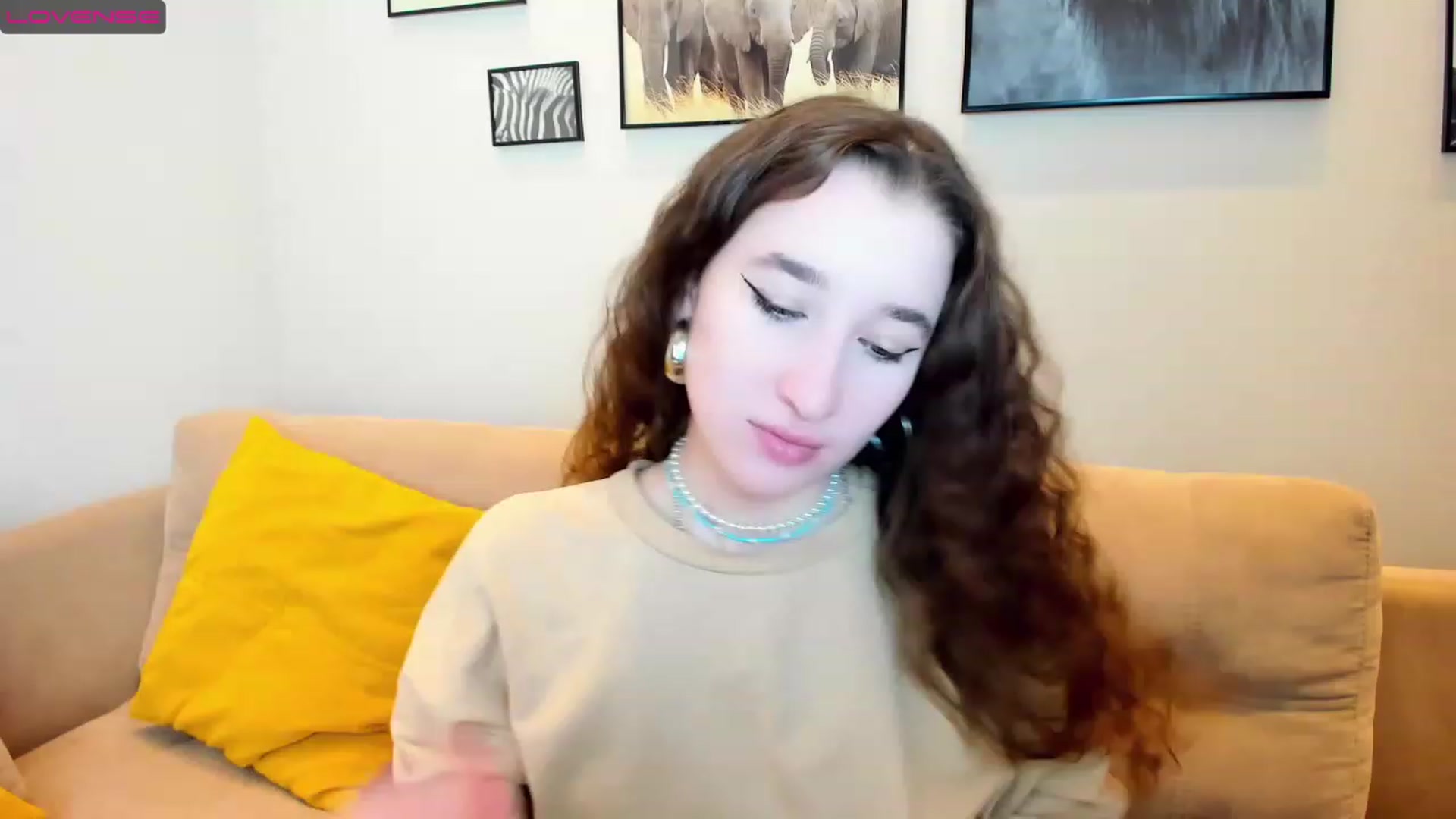 Gallery image thumbnail from Amanda_Kirke's myfreecams stream on, 03/05/2023, 09:06 image 5 of 20