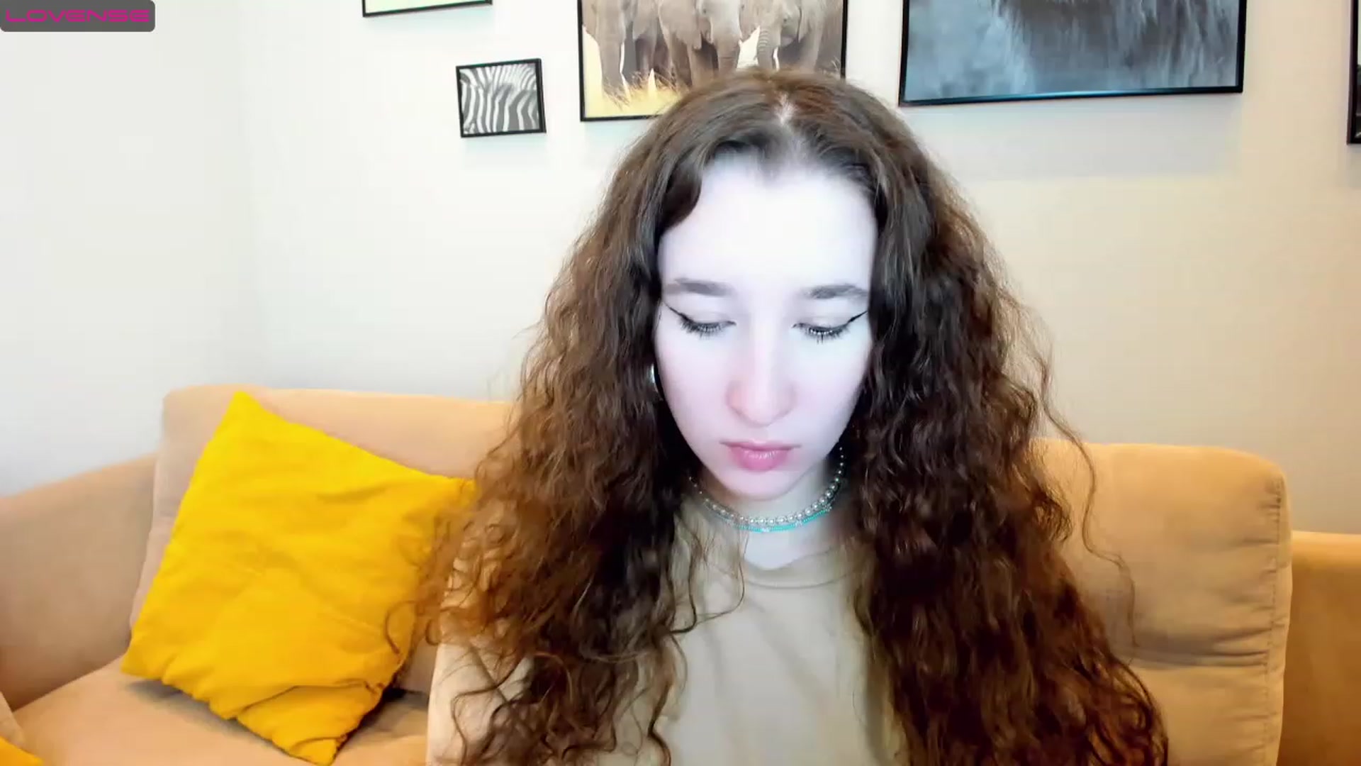 Gallery image thumbnail from Amanda_Kirke's myfreecams stream on, 03/05/2023, 09:06 image 2 of 20
