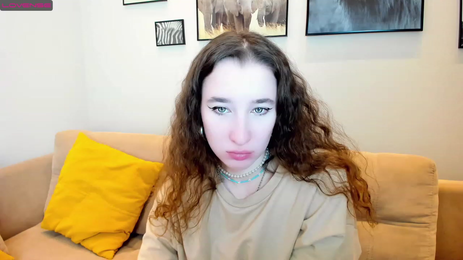 Gallery image thumbnail from Amanda_Kirke's myfreecams stream on, 03/05/2023, 10:02 image 10 of 20