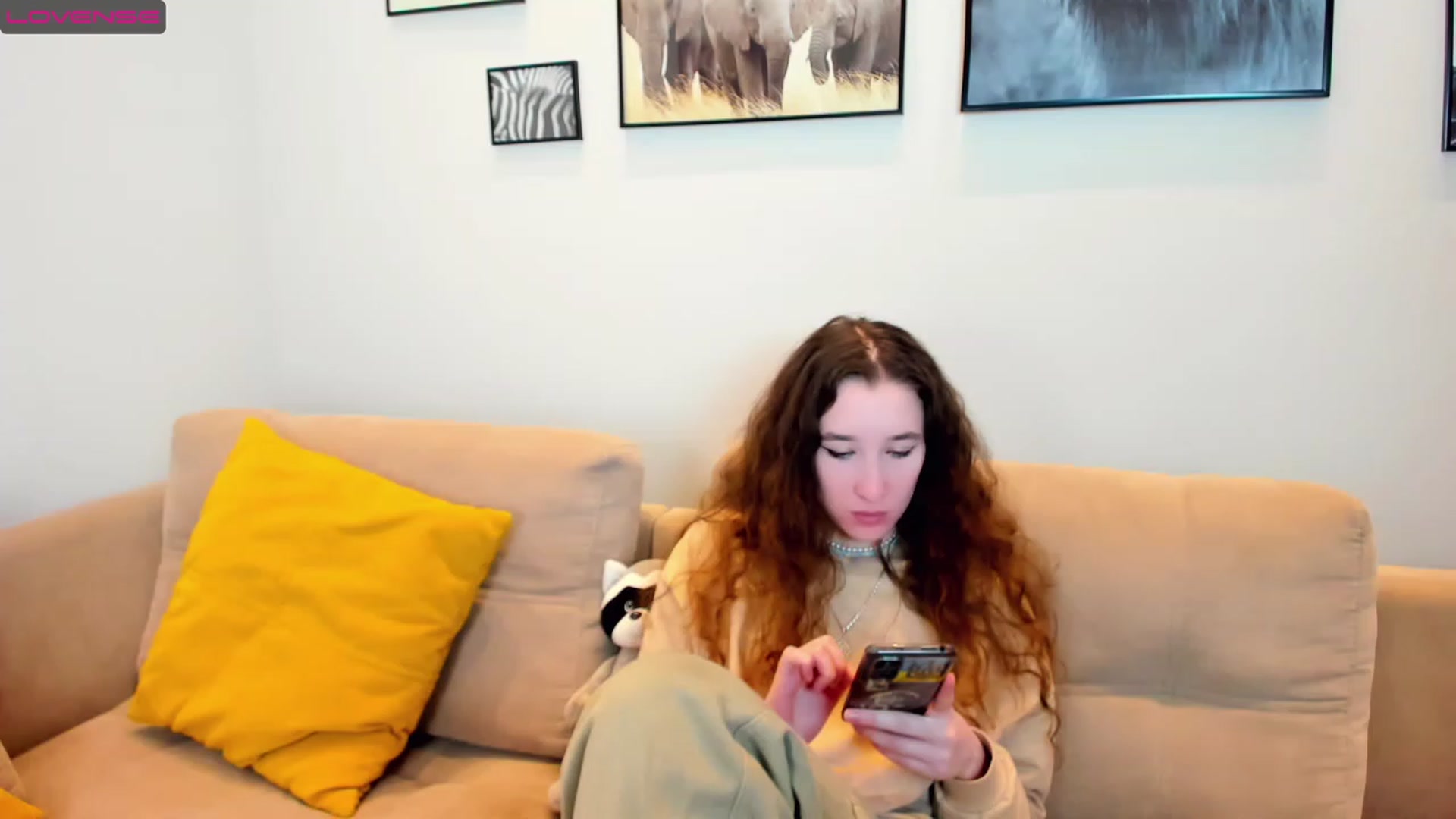 Gallery image thumbnail from Amanda_Kirke's myfreecams stream on, 03/05/2023, 13:05 image 20 of 20