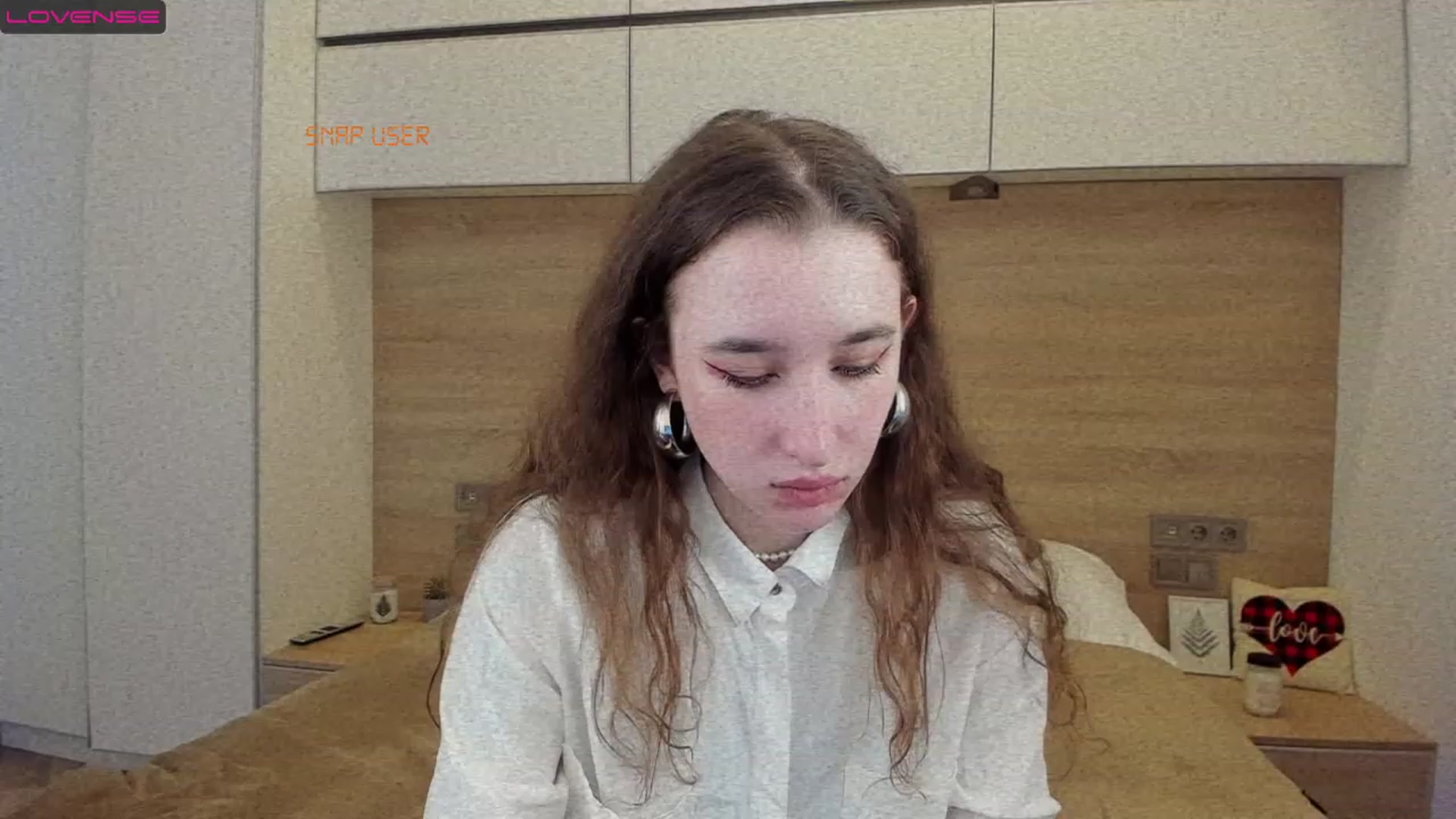 Gallery image thumbnail from Amanda_Kirke's myfreecams stream on, 03/06/2023, 08:59 image 16 of 20