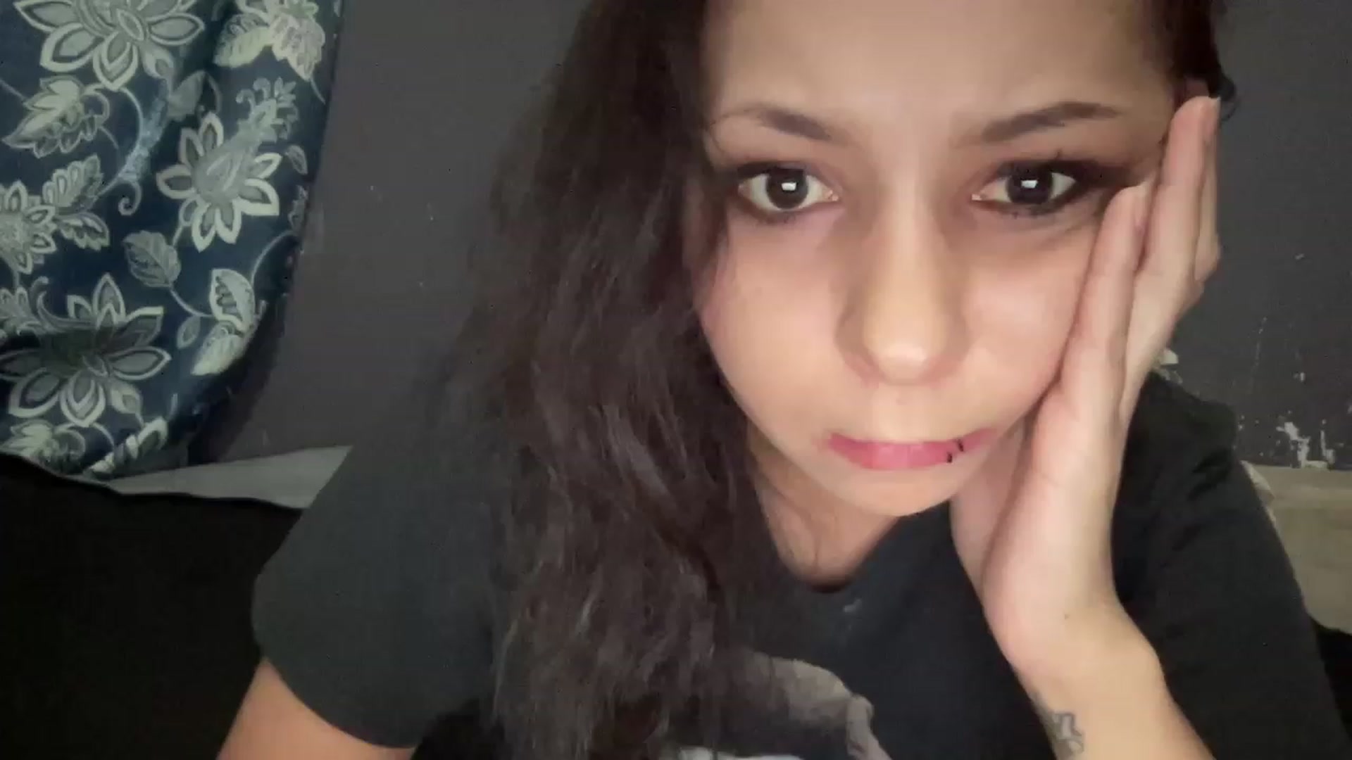 Gallery image thumbnail from Amandav1's myfreecams stream on, 06/12/2023, 12:45 image 20 of 20