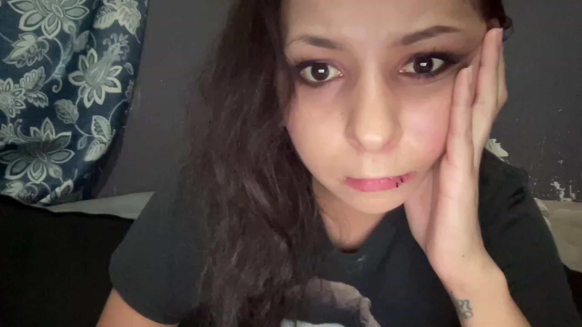 Gallery image thumbnail from Amandav1's myfreecams stream on, 06/12/2023, 12:45 image 19 of 20