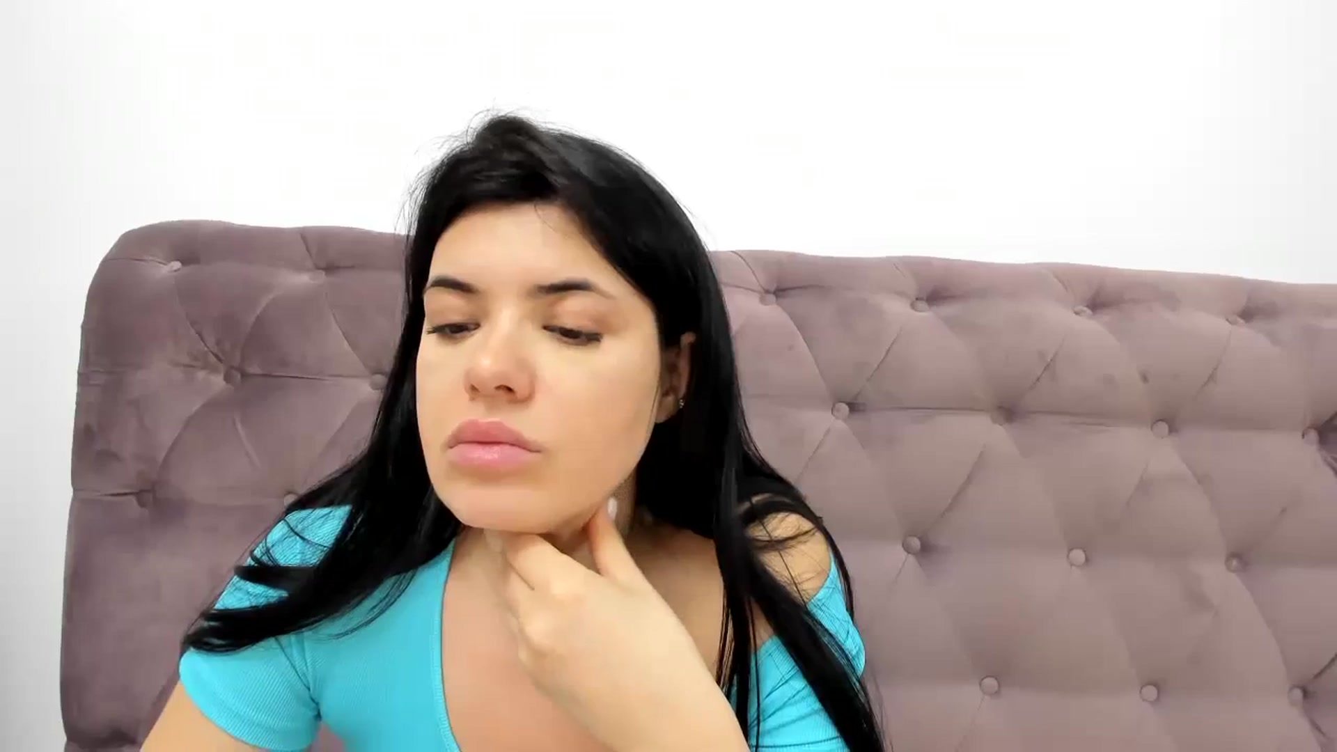 Gallery image thumbnail from Amandina's myfreecams stream on, 01/28/2024, 22:31 image 8 of 20
